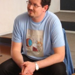 Андрей Хаданович в сидячем положении