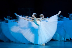 Балет «Жизель» в исполнении Анны Фокиной и Игоря Артамонова